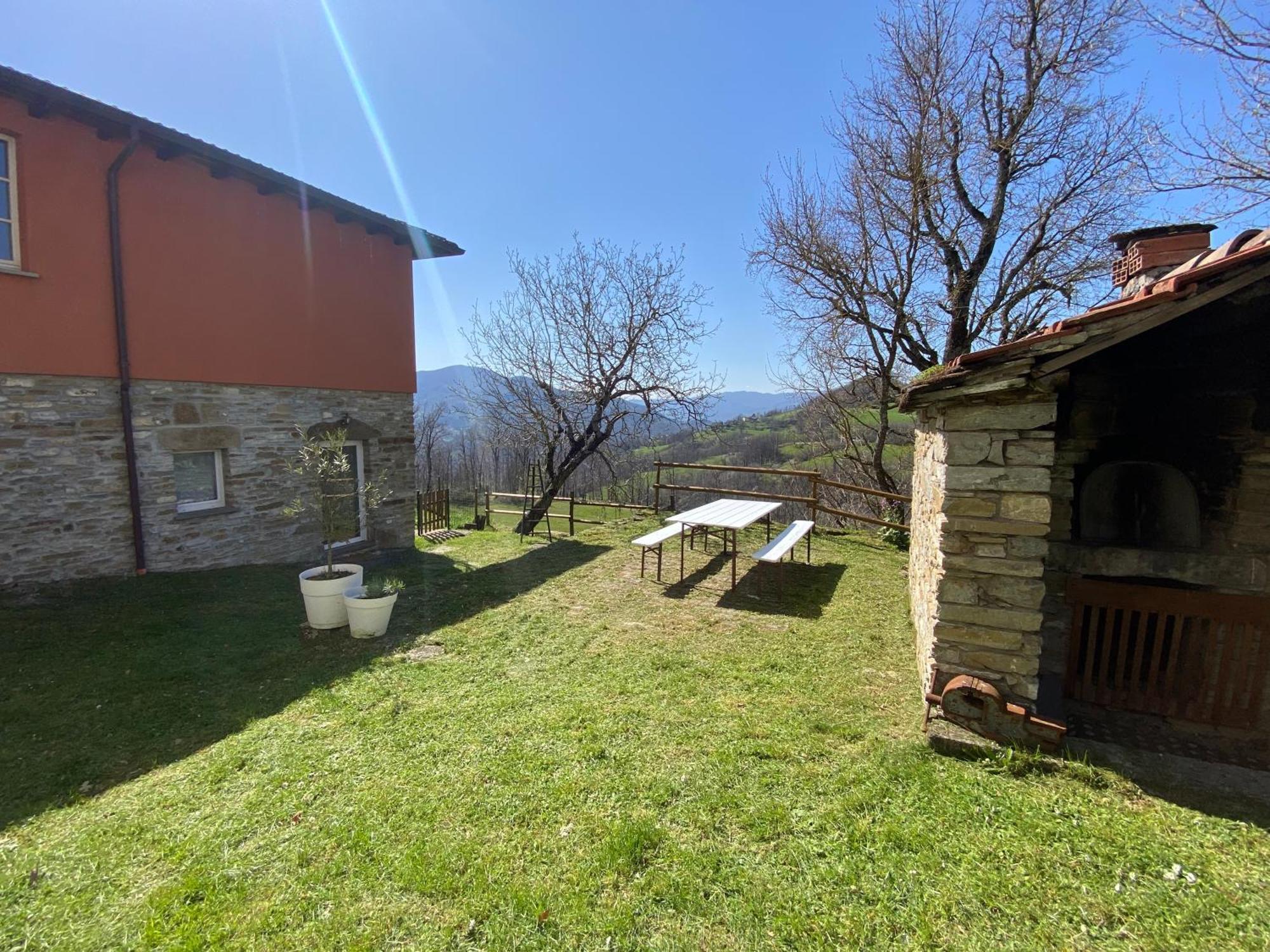 La Lupa E L'Orso Bed & Breakfast Berceto Luaran gambar